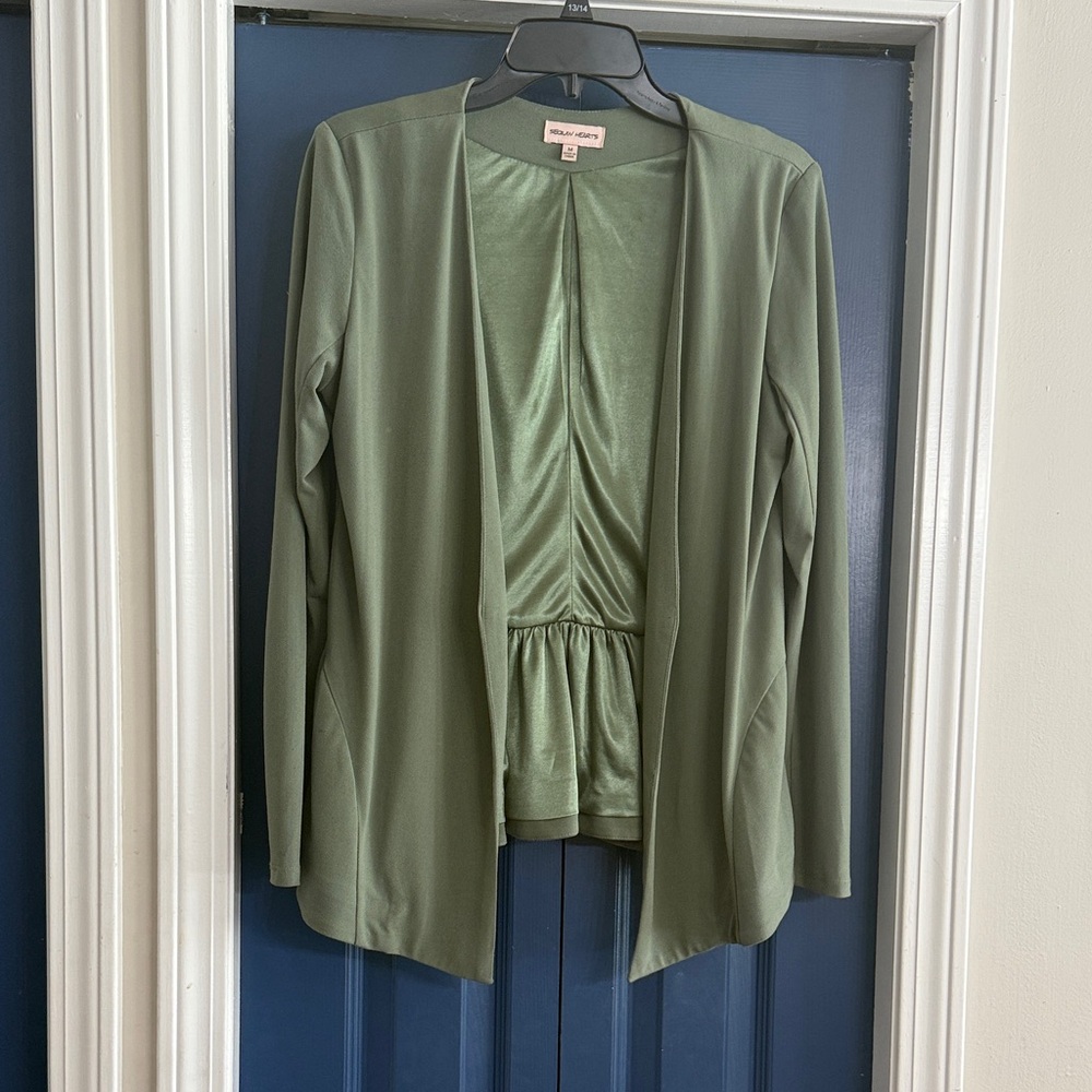Sequin Hearts Sage Green Open Front Blazer Size Medium